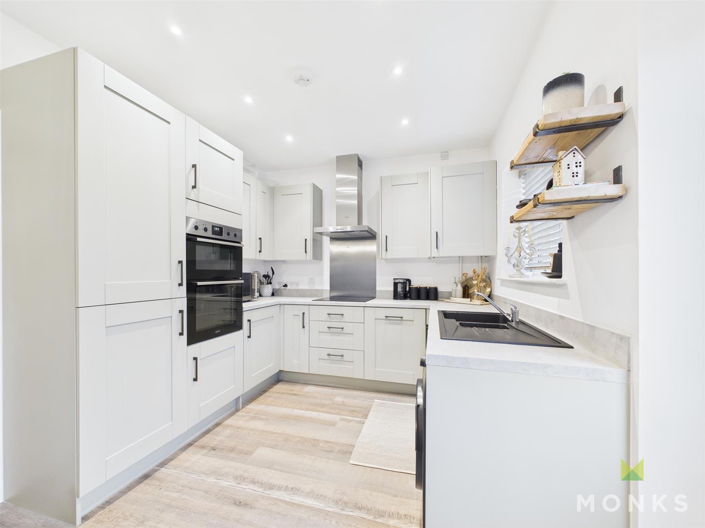 30 Frith Close, Shrewsbury, SY2 5XW SSTC